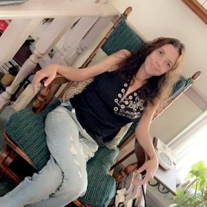 Meet your Posher, Tonya